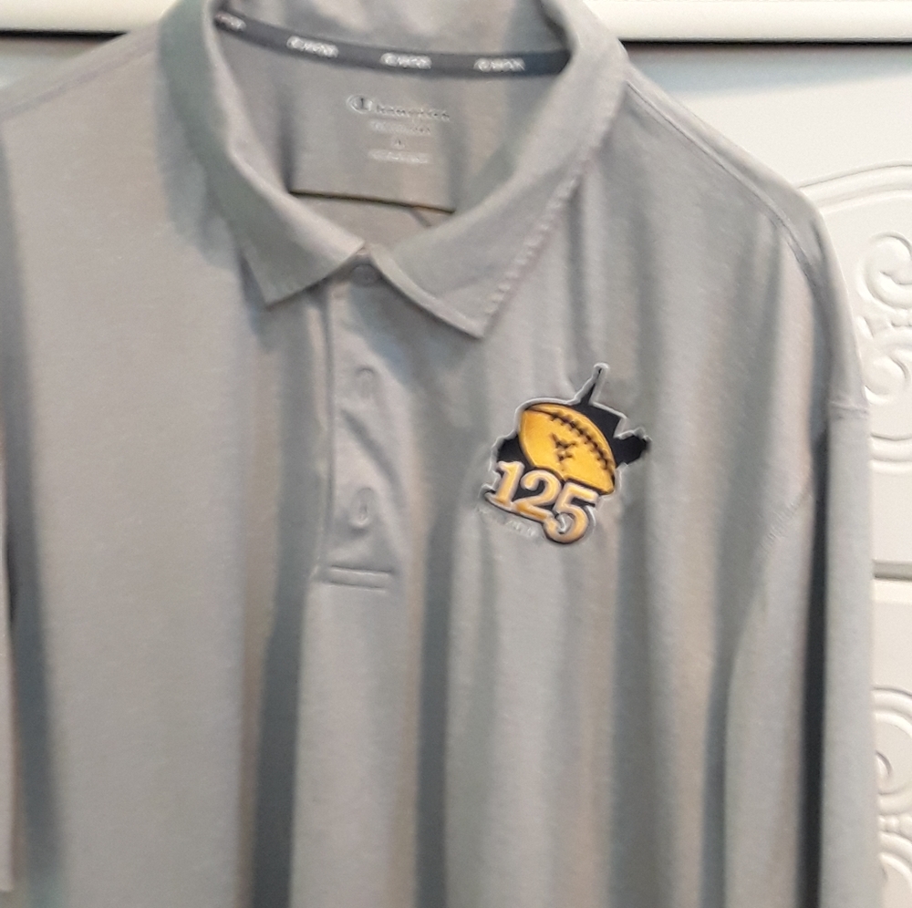 Champion Men's shirt with West Virginia logo